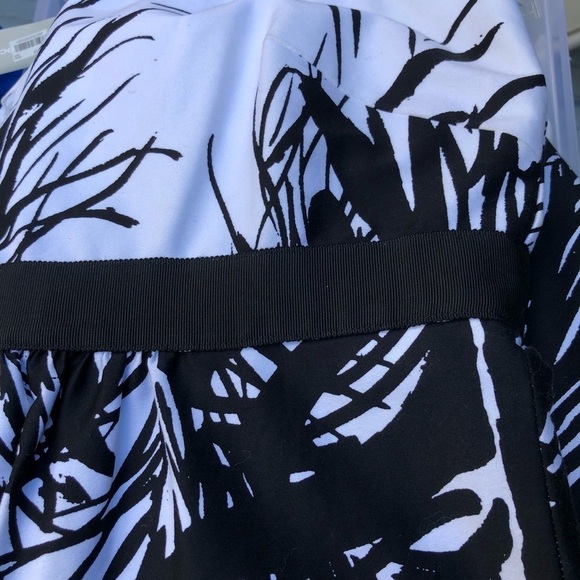 JAX size 12 black & white strappy X back sleeveless print dress - Picture 14 of 16